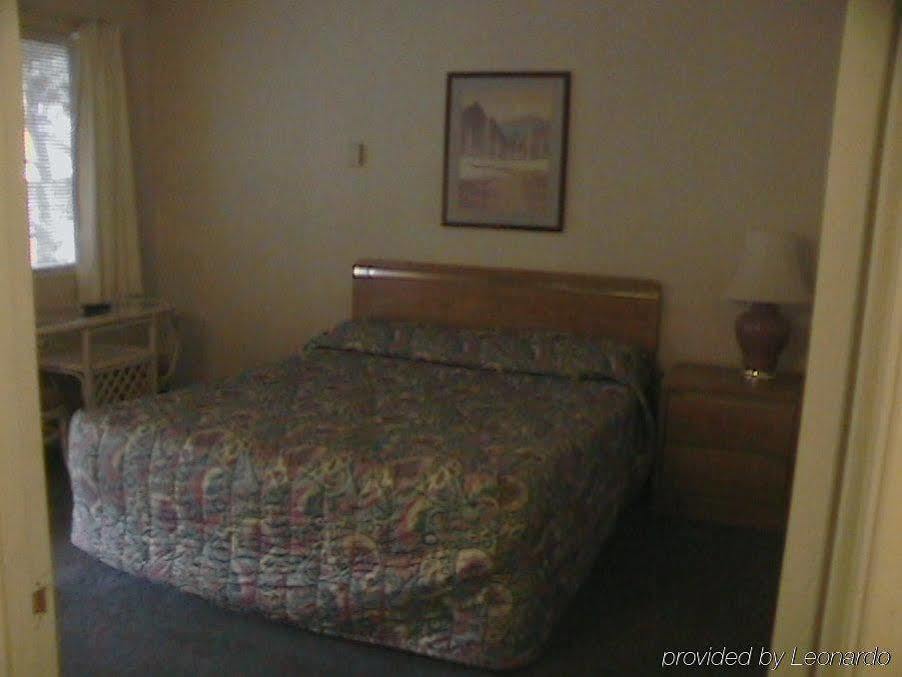 Stevenson's Motel